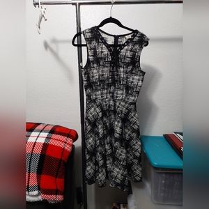 Forever LARGE Black and White detailed Dress with pleated skirt